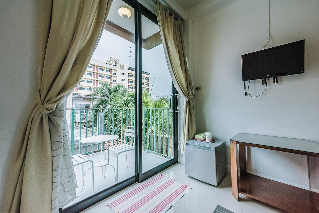Bandahara Hotel Сатун Екстериор снимка