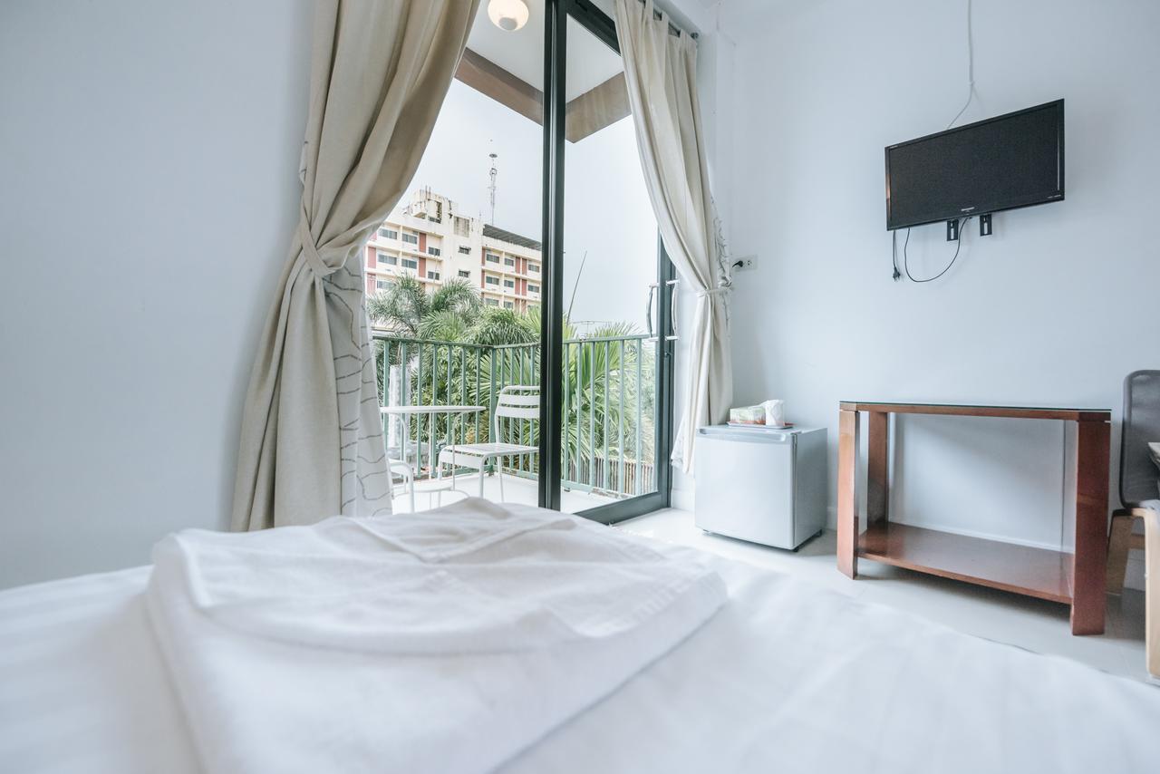 Bandahara Hotel Сатун Екстериор снимка